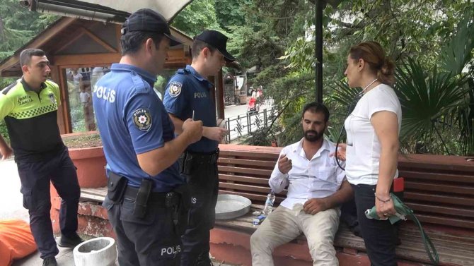 Yalova’da Simit Tablasıyla Bayılma Numarası Yapıp Turistleri Kandırdılar