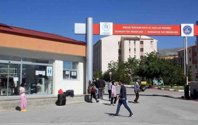 Yurtlara Kayıt Yarışı Başlıyor