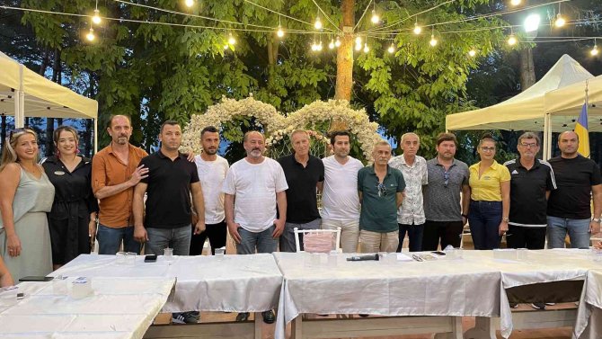 Çaycumaspor’un Yeni Yönetimi İlk Toplantısını Gerçekleştirdi