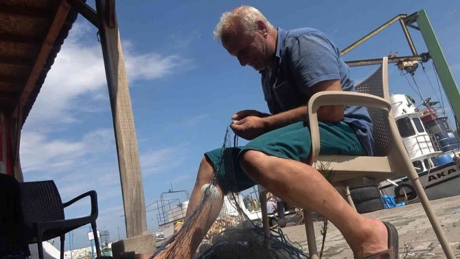 Palamut Beklentisi Balıkçıları Av Sezonuna Umutlu Girdiriyor