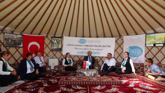 Datüb Çadırına Yoğun İlgi