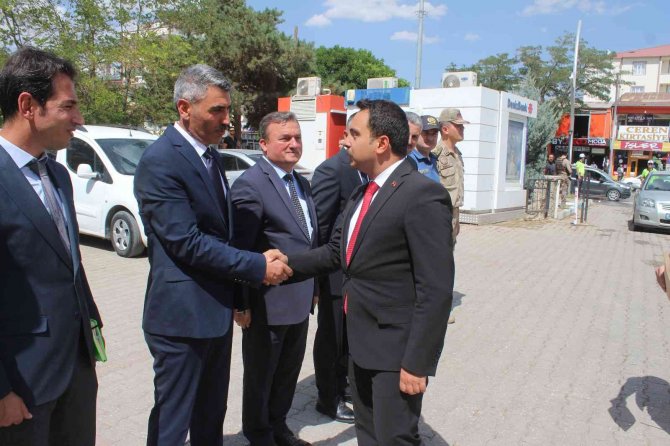Muradiye’nin Yeni Kaymakamı Göreve Başladı