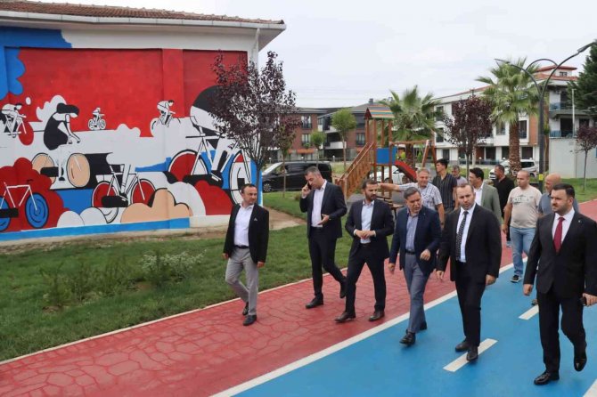 Zenbilci, Yalova Belediyesi’nin Çalışmalarını İnceledi