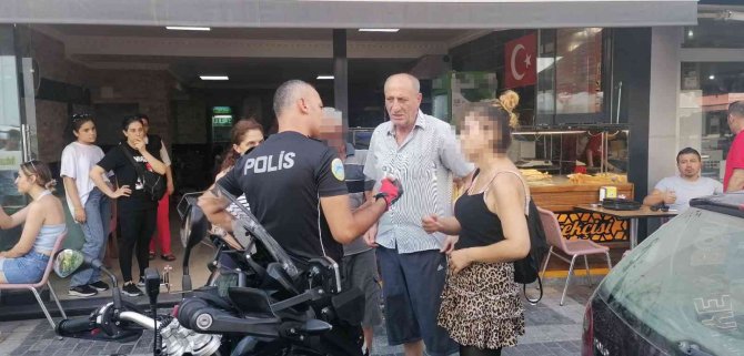 "Acil Görüşme Yapmam Lazım" Diyerek Aldığı Telefonla Ortadan Kayboldu