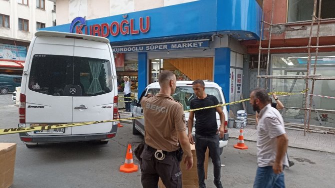 Artvin’de Silahla Yaralama Güvenlik Kamerasına Yansıdı