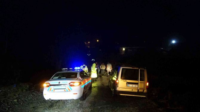 Şiddetli Yağış Sonrası Çanakkale’de Köy Yolu Göçtü