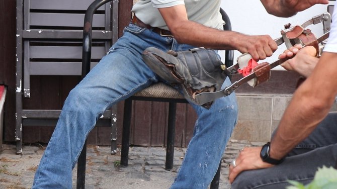 Topallayarak Giren Dilenci Koşarak Çıktı