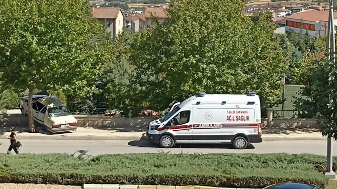 Elazığ’da Otomobil Duvara Çarptı: 1 Yaralı