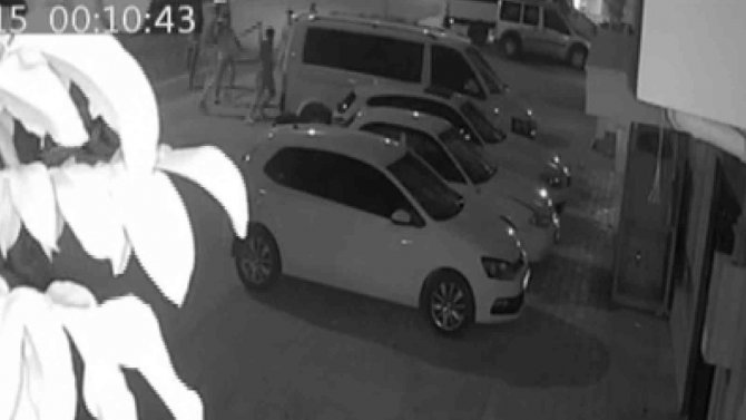 Tıraş Makinesi Yere Düştü, Bir Ailenin Huzuru Yok Oldu