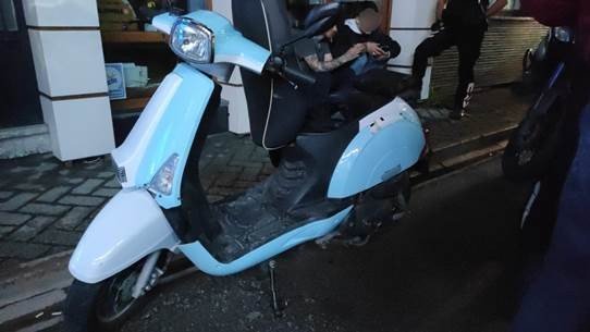 İ̇ki Şüpheli Çalıntı Motosiklet, Ruhsatsız Silah, Fişek Ve Uyuşturucu İle Yakalandı
