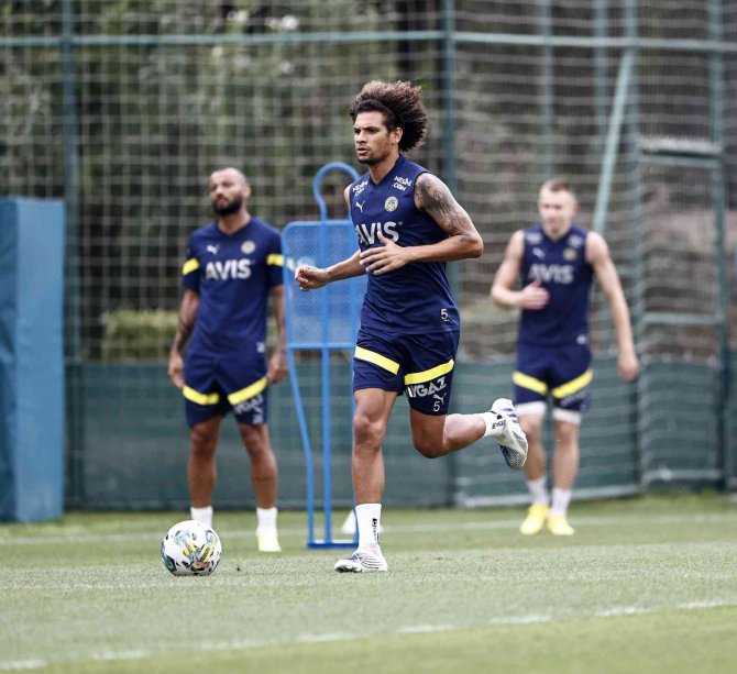 Fenerbahçe, Konyaspor Maçı Hazırlıklarına Başladı