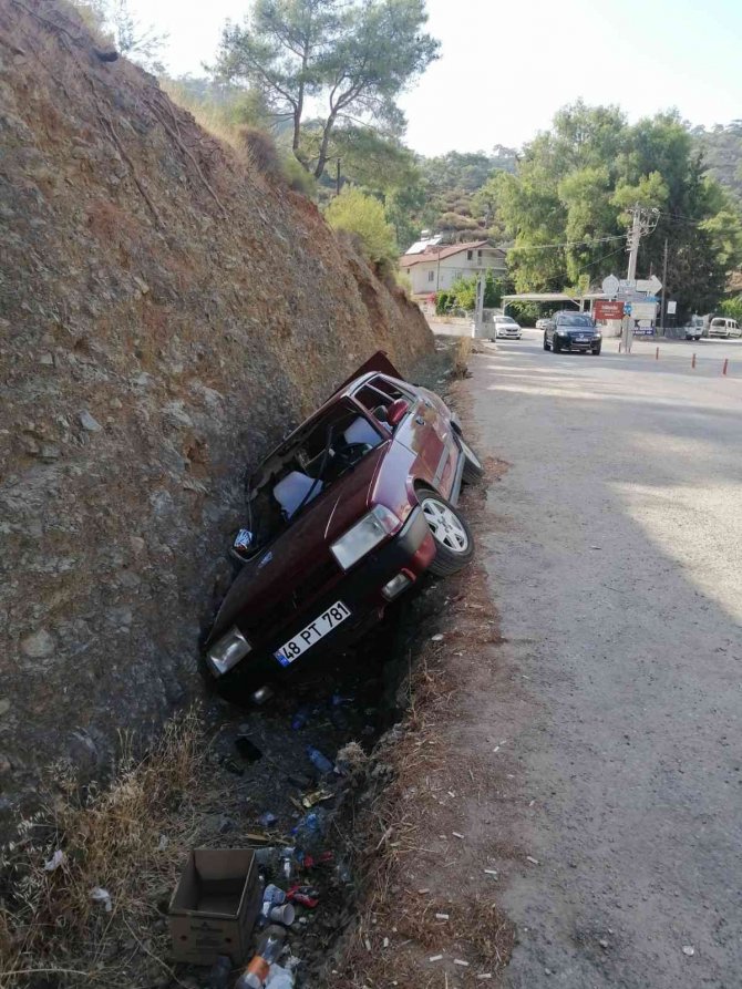 Fethiye’de Drift Yaparken Kaza Yapan Aday Sürücüye 9 Bin 556 Lira Para Cezası