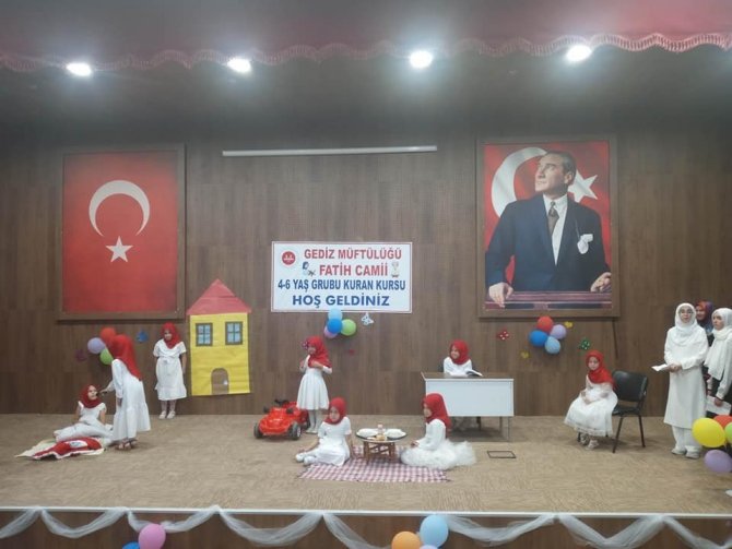 Gediz’de Yaz Kur’an Kursu Kapanış Programı