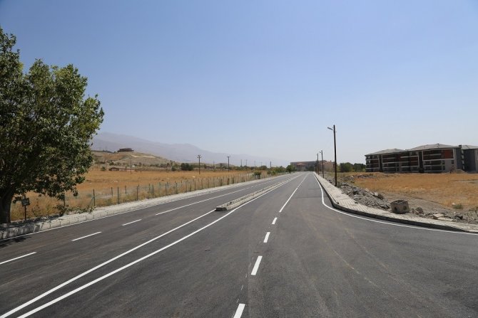 Hacı Ali Akın Caddesi Yenilendi