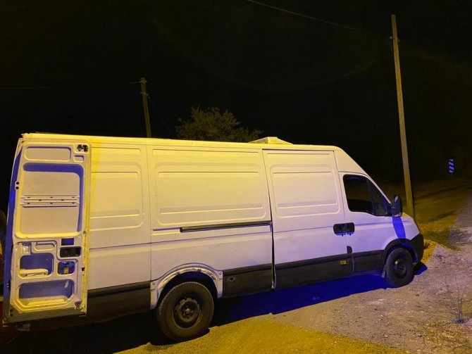 İ̇zmir’de 446 Düzensiz Göçmen Yakalandı