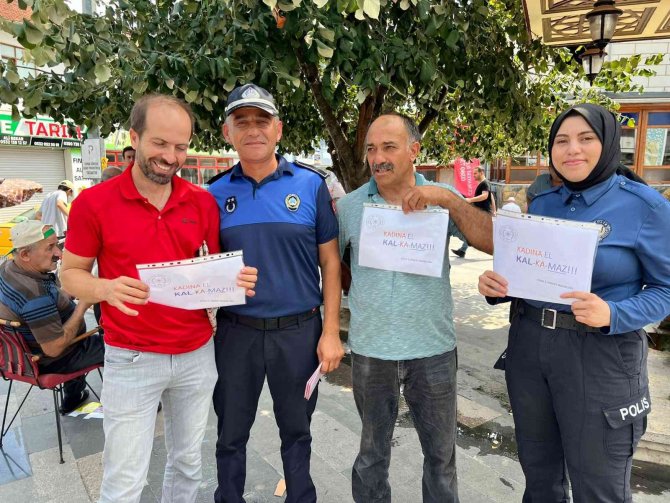 Cumayeri’nde Kadına El Kalkamaz Sloganı Sokağa Taşındı