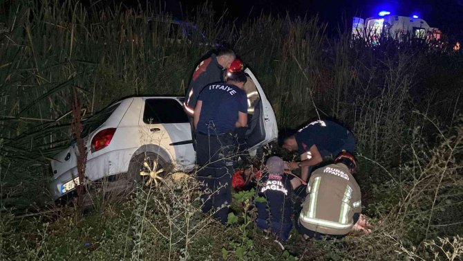 Kazada Kurtarılan Sürücü, Eşini Arayarak Moral Verdi