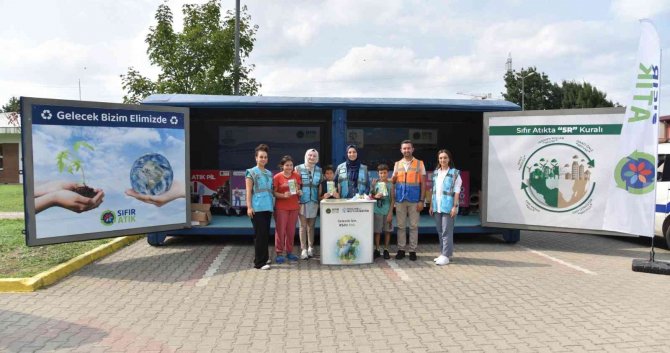 Mobil Atık Getirme Merkezi Kartepe’de