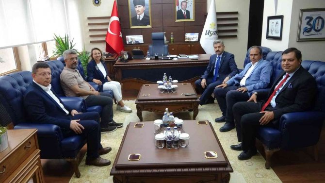 Bakan Yardımcısı Yavuz, Uşak’ta Kurtuluş Etkilerine Katıldı