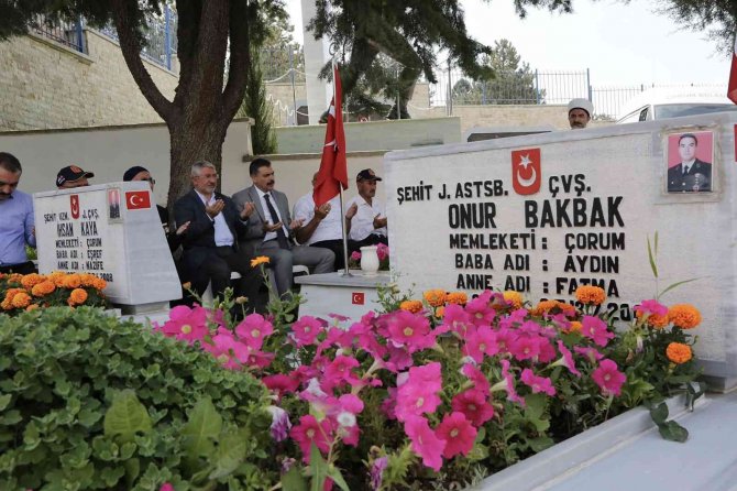 Büyük Zaferin Yıldönümünde Şehitler Dualarla Anıldı