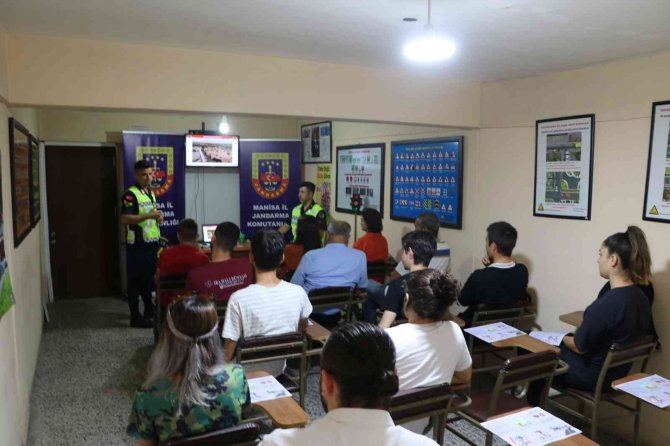 Aday Sürücülere Son Ders Jandarmadan