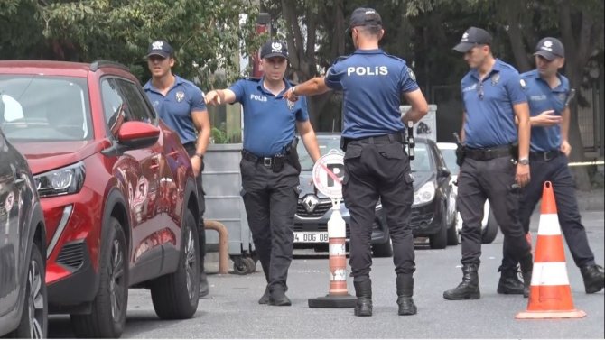İ̇stanbul’da Sokak Ortasında Cinayet: 18 Yaşındaki Genci Sırtından Vurup Öldürdü