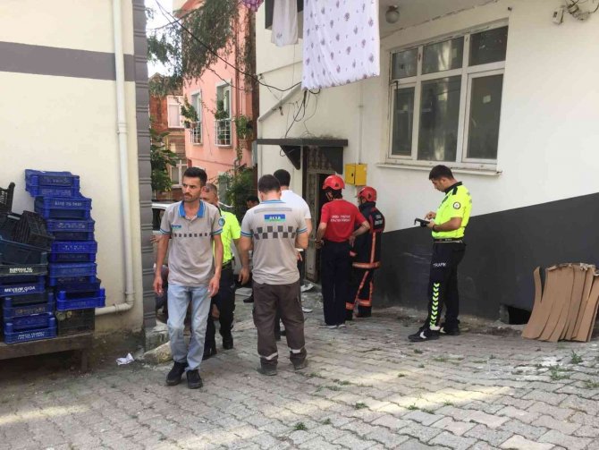 Ordu’da Otomobil Evin Duvarına Çarptı