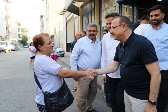 Ak Parti, İ̇zmir’de ’Karınca Modeli’ İle 3 Yılda 80 Bin Ziyaret Yaptı, 500 Bin Kişiye Ulaştı