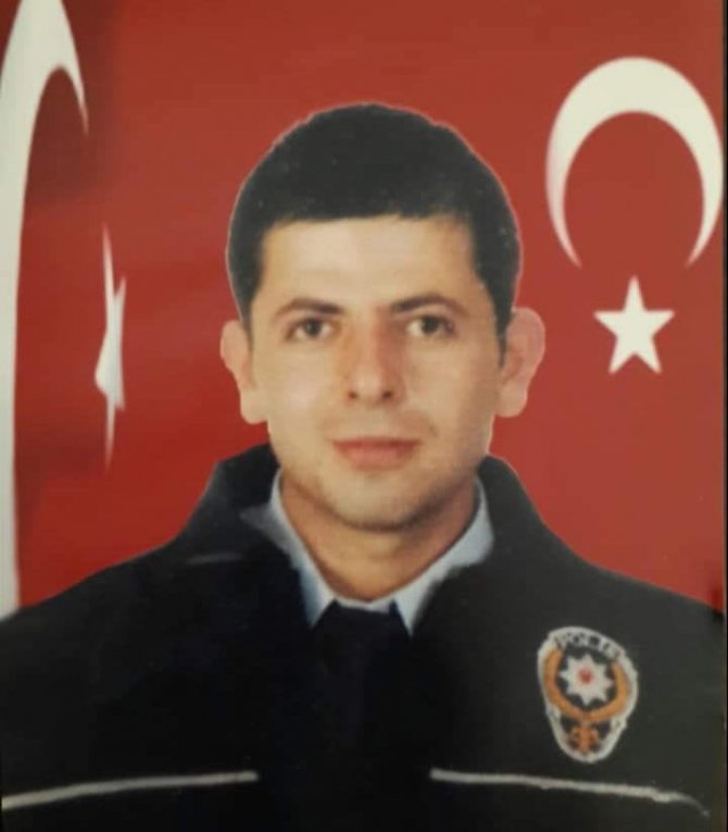 Şehit Polis Kabri Başında Anıldı