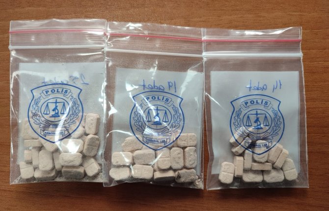 Dambılın İçinde Uyuşturucu Hap Ele Geçirdi