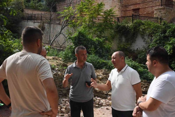 Şeyh Edebali Türbesi’ne Giden Yol Araç Trafiğine Kapatılıyor