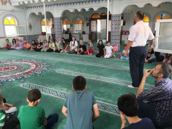 Simav’da Yaz Kur’an Kursları’nda Mahremiyet Eğitimi