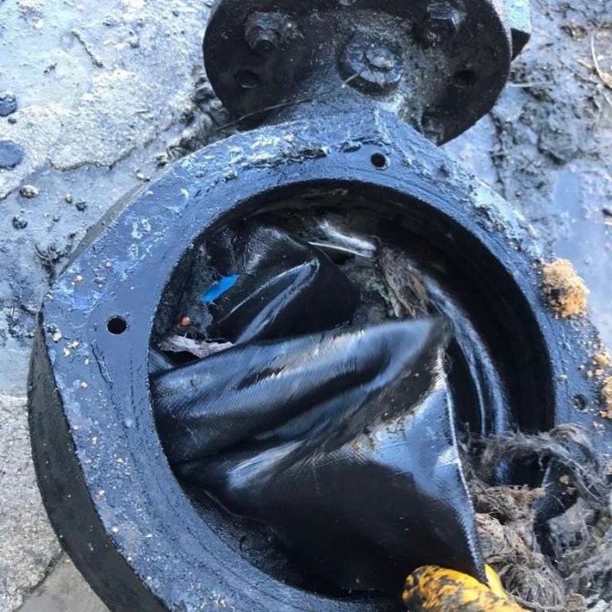 Kanalizasyondan Çöp Çıktı, Başkan Vatandaşları Uyardı