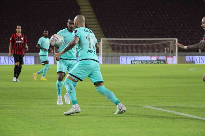 Spor Toto Süper Lig: Gaziantep Fk: 1 - Antalyaspor: 2 (İ̇lk Yarı)