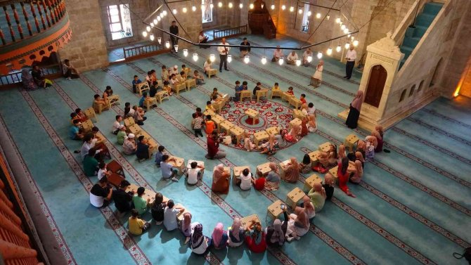 Tokat’ta Kur’an Kursu Mezuniyet Programı