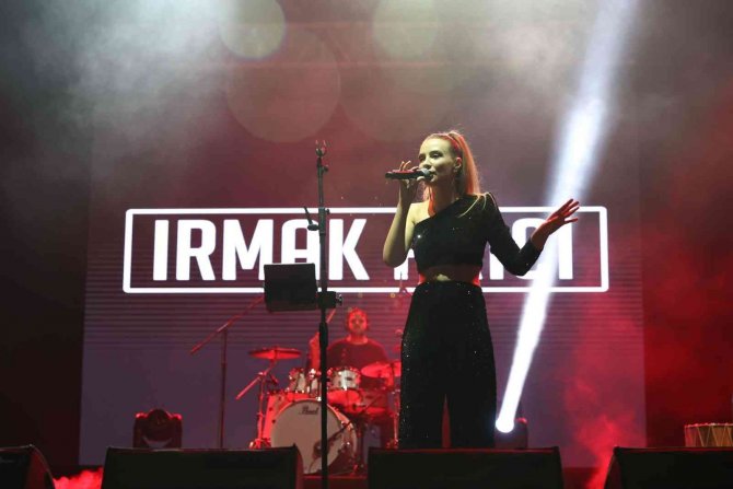 Tokat’ta ’Gastronomi Festivali’nde Konser Coşkusu