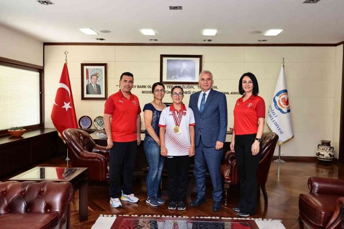 Türkiye Şampiyonu Elfin Milli Takım Yolcusu