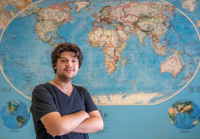 Dünyaca Ünlü Sanat Okulunda Eğitim Alacak