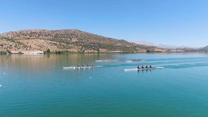 Adıyaman, Gençler Türkiye Kürek Şampiyonasına Ev Sahipliği Yapıyor