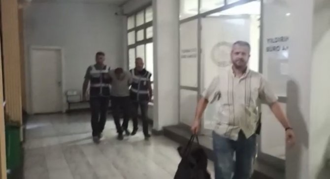 Bursa’da Uyuşturucu Servisi Yapan Motokurye Kıskıvrak Yakalandı