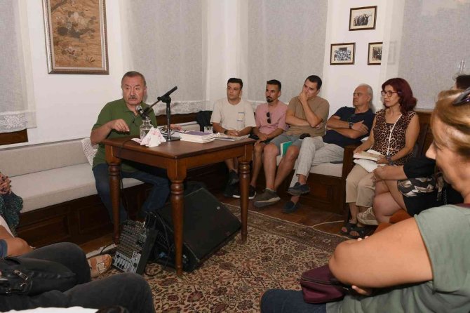 Çalıkuşu Kültür Evi İlk Olarak Yazar Şükrü Erbaş’ı Ağırladı