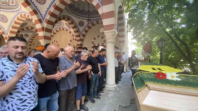 Yük Trenin Çarptığı Amatör Futbolcu Son Yolculuğuna Uğurlandı