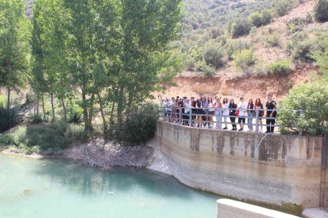 Liseliler Çal’ın Güzelliklerini Yerinde Gördü