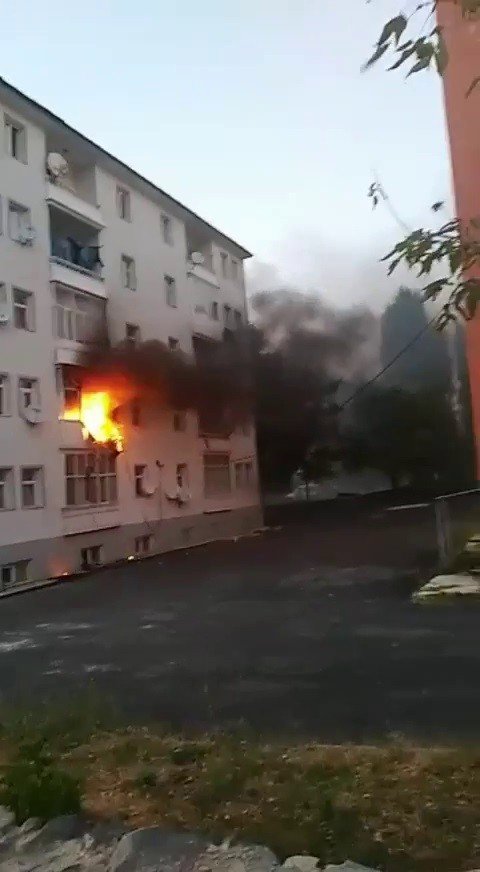 Mahallede Yangın Paniği