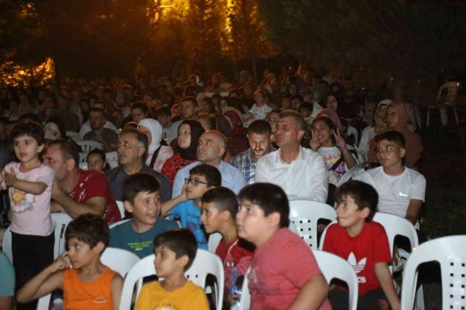 "İ̇yi Ki Varsın Eren" Filmi Gölcük’te Bin 200 Seyirciyle İzlendi