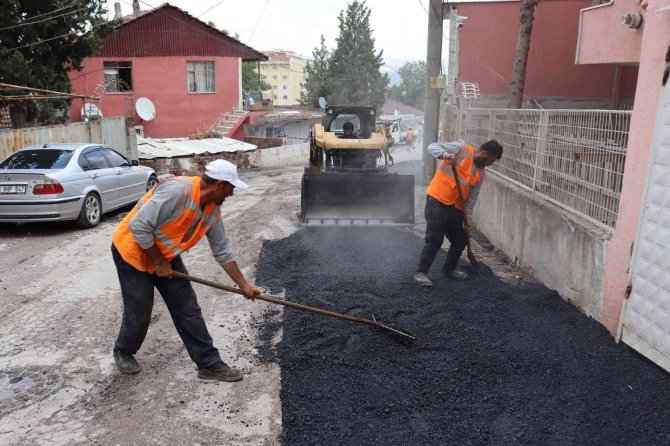 288 Ton Asfalt Serildi