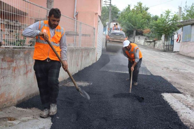 288 Ton Asfalt Serildi