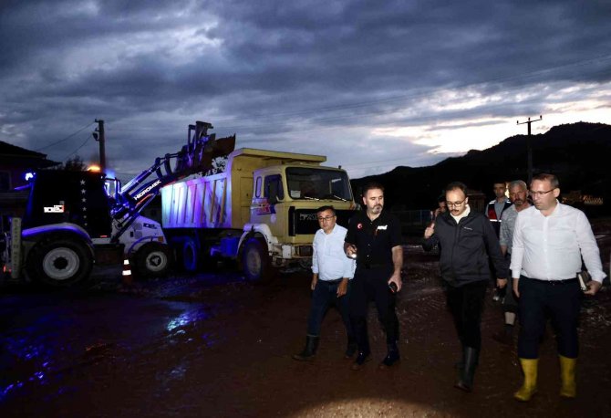Kavak Deresi Taştı Yukarıboğaz Köyü’nü Sel Vurdu