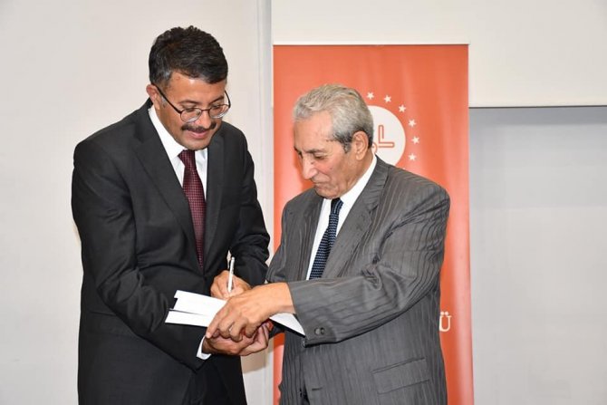 Prof. Dr. Ali Sarıkoyuncu, "Milli Mücadelenin Manevi Dinamikleri"ni Anlattı