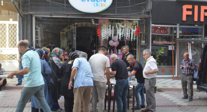 Tavşanlılı Esnaflardan Aşure Birlikteliği